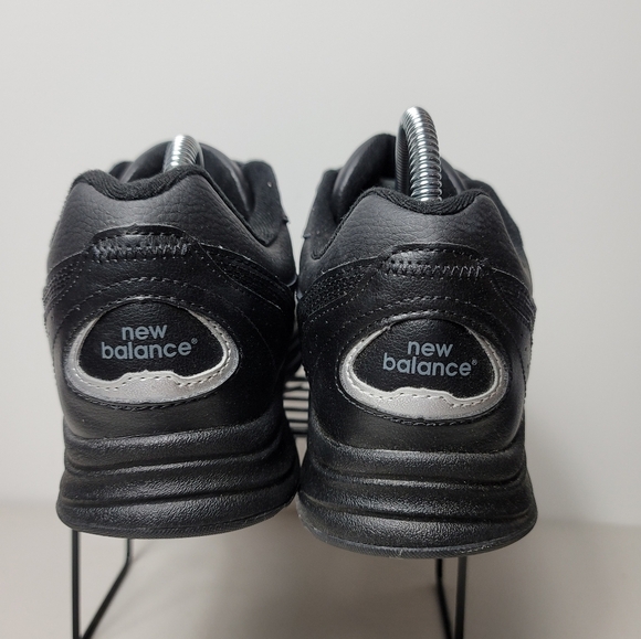 New Balance Women's 577 V1 Hook and Loop Walking Shoe Black Sz 10W - Picture 8 of 11